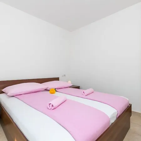 Lavanda Apartment