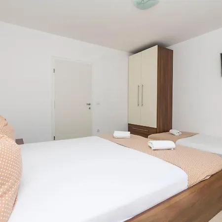 Apartament Lavanda *